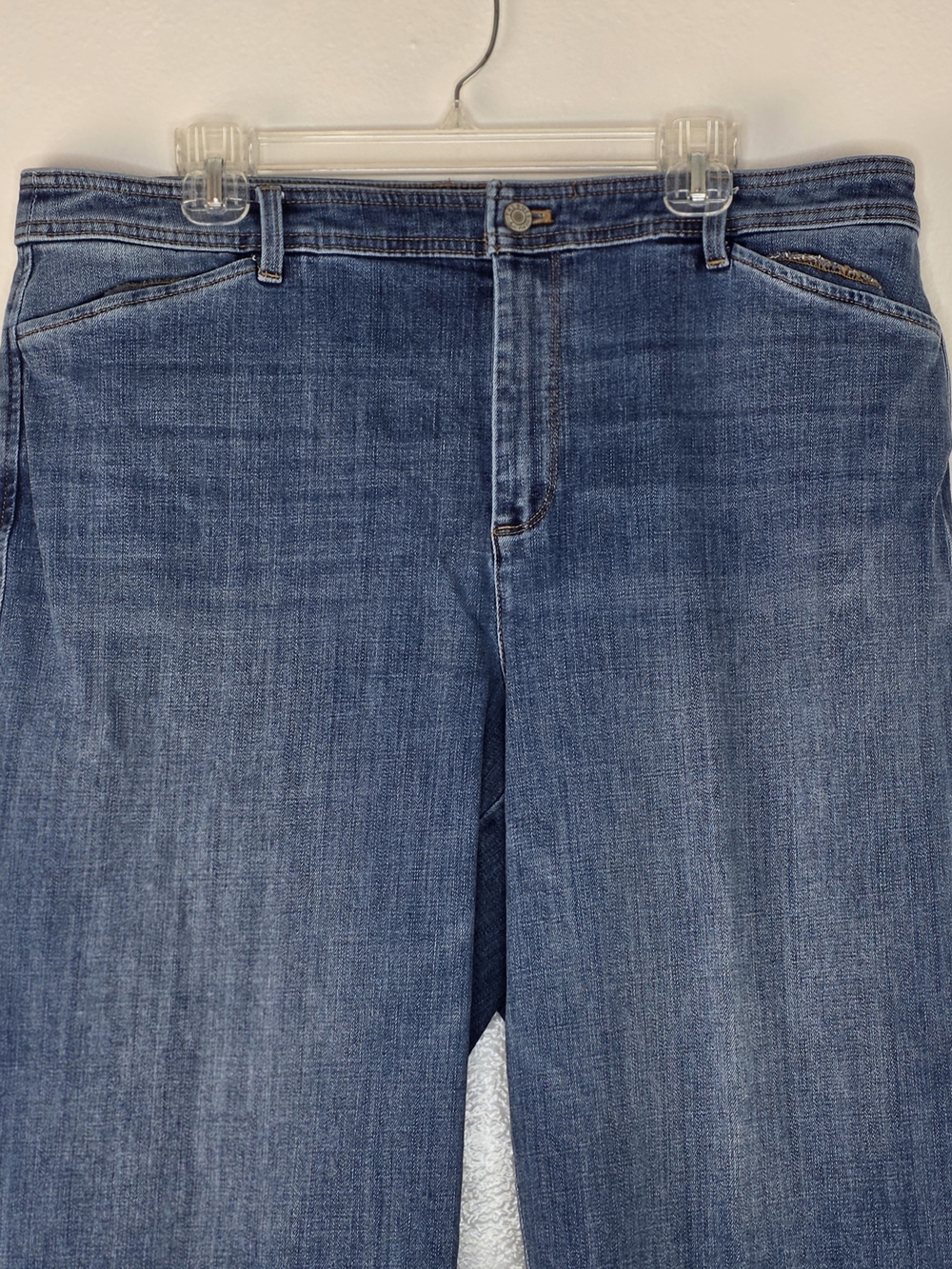 Talbots Wide Leg Crop Blue Medium Wash Jeans Size 18WP - Picture 3 of 11